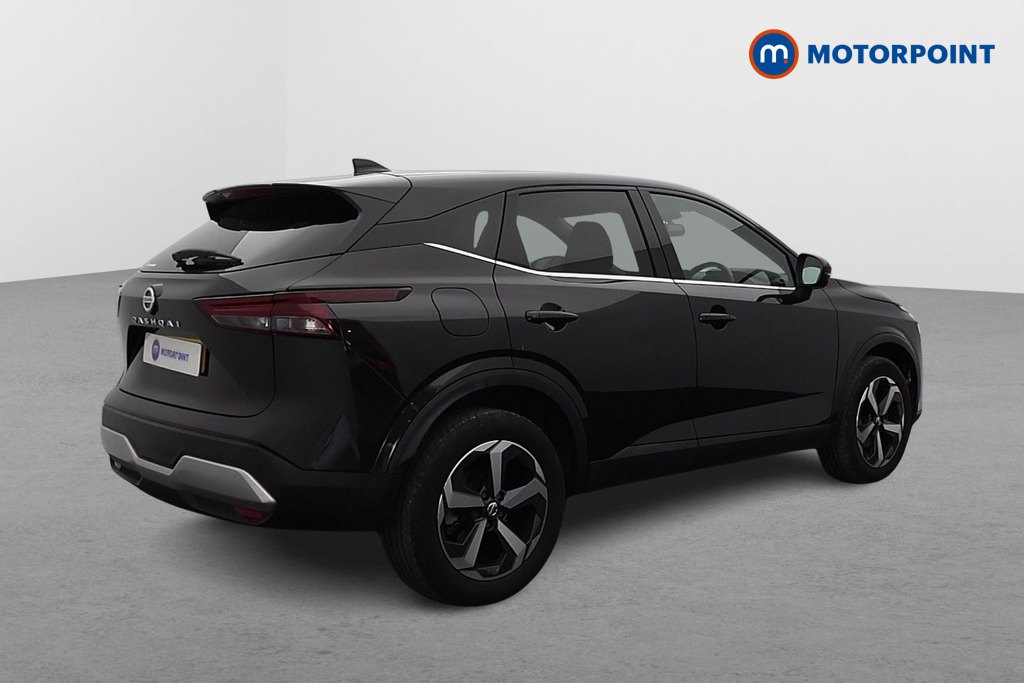 Nissan Qashqai N-Connecta Manual Petrol SUV - Stock Number (1566411) - Drivers side rear corner