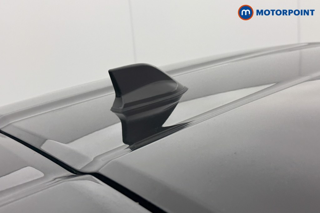 Nissan Juke N-Connecta Automatic Petrol SUV - Stock Number (1569839) - 19th supplementary image