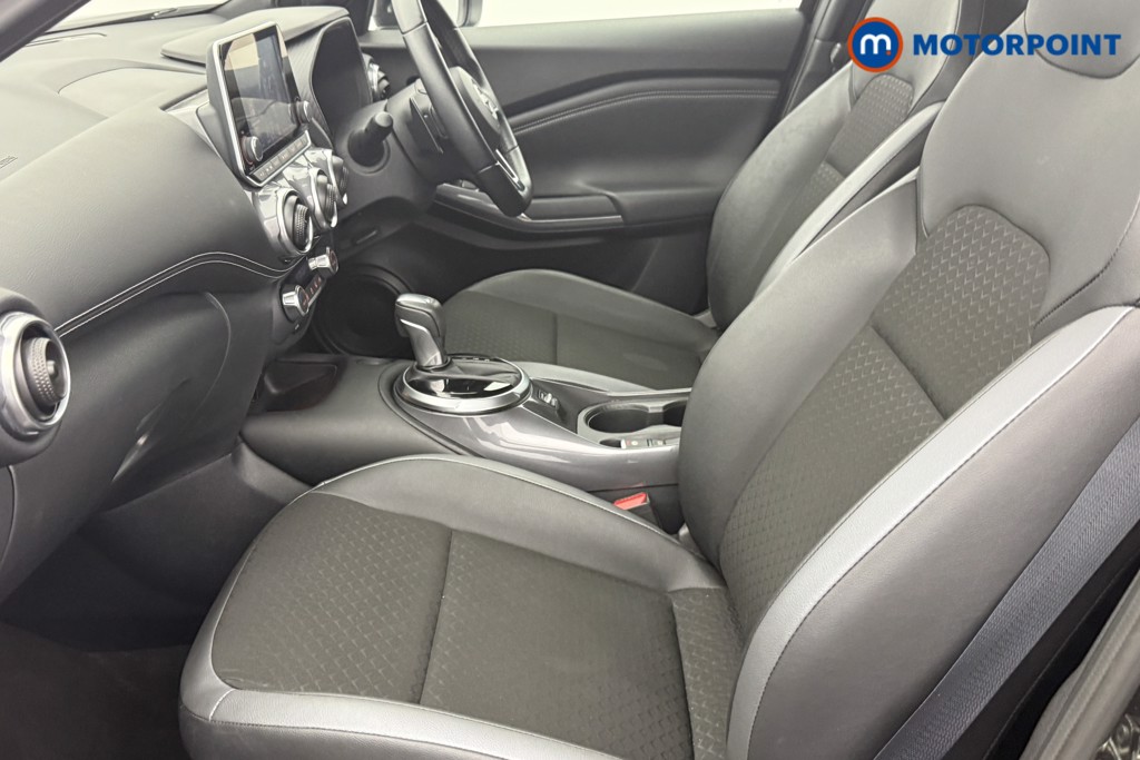 Nissan Juke N-Connecta Automatic Petrol SUV - Stock Number (1569839) - 22nd supplementary image