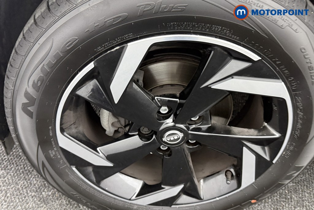 Nissan Juke N-Connecta Automatic Petrol SUV - Stock Number (1569839) - 29th supplementary image