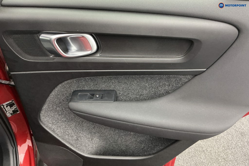 Volvo Xc40 Core Automatic Petrol Plug-In Hybrid SUV - Stock Number (1576481) - 22nd supplementary image