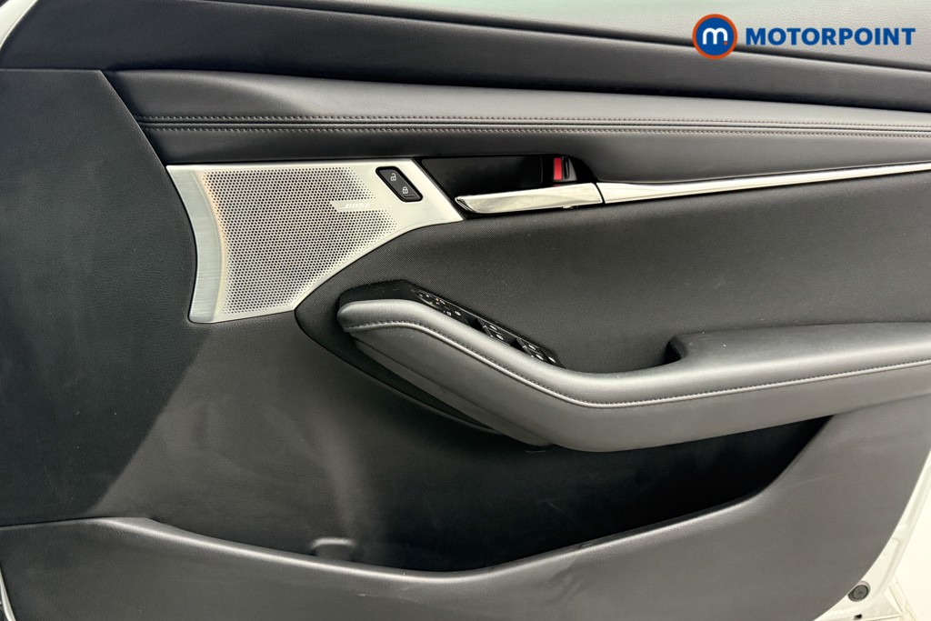 Mazda 3 Exclusive-Line Manual Petrol Hatchback - Stock Number (1583572) - 19th supplementary image