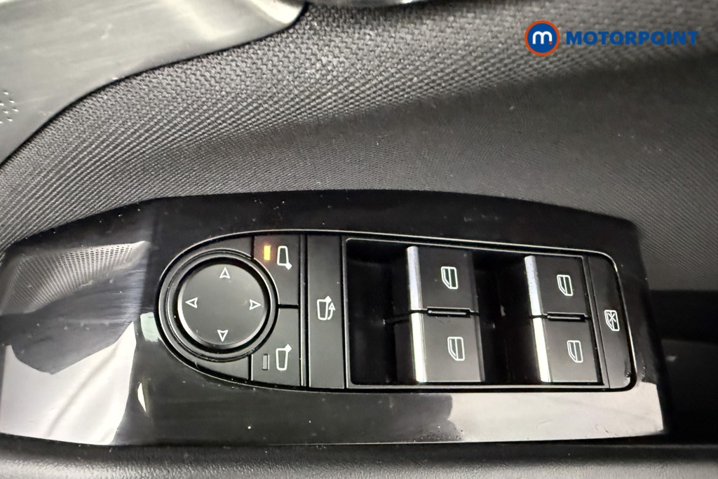 Mazda 3 Exclusive-Line Manual Petrol Hatchback - Stock Number (1583577) - 19th supplementary image
