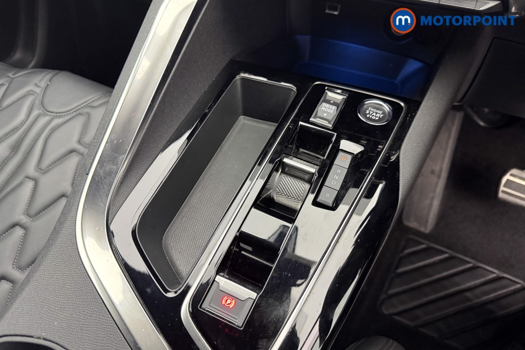 Peugeot 3008 Allure Automatic Petrol Plug-In Hybrid SUV - Stock Number (1583588) - 11th supplementary image