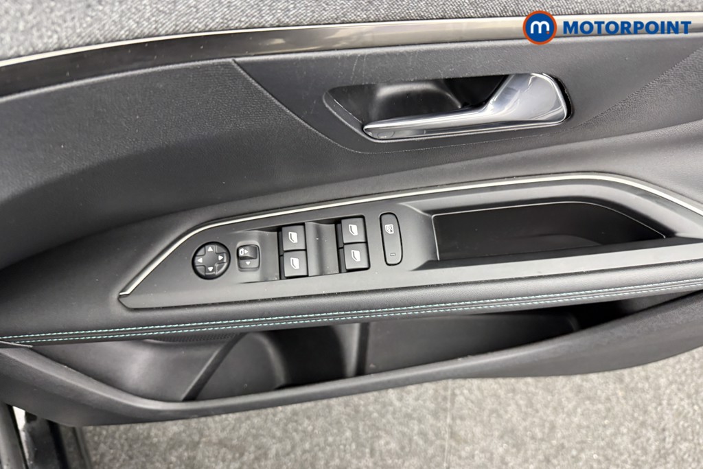 Peugeot 3008 Allure Automatic Petrol Plug-In Hybrid SUV - Stock Number (1583588) - 15th supplementary image
