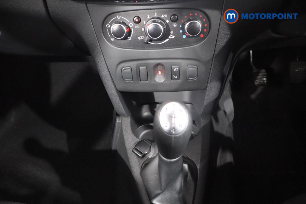 Dacia Sandero Comfort Manual Petrol Hatchback - Stock Number (1583824) - 3rd supplementary image
