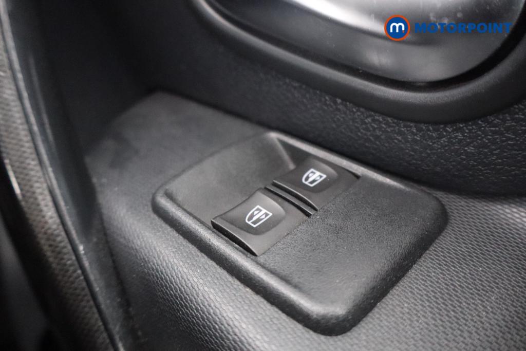 Dacia Sandero Comfort Manual Petrol Hatchback - Stock Number (1583824) - 11th supplementary image
