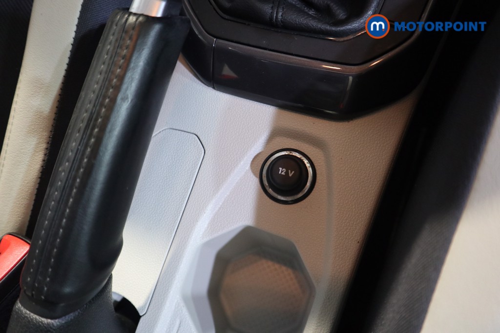 Volkswagen Polo Beats Manual Petrol Hatchback - Stock Number (1583950) - 9th supplementary image