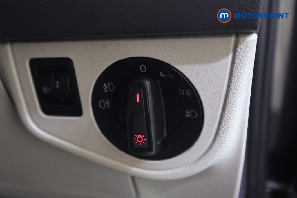 Volkswagen Polo Beats Manual Petrol Hatchback - Stock Number (1583950) - 11th supplementary image