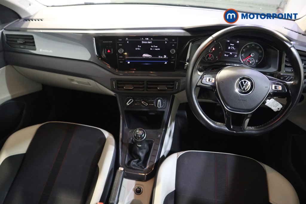 Volkswagen Polo Beats Manual Petrol Hatchback - Stock Number (1583950) - 1st supplementary image