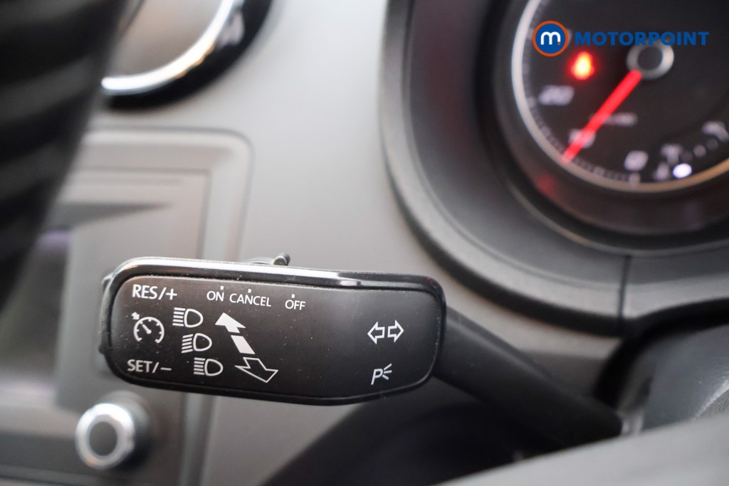 Seat Ibiza Vista Manual Petrol Hatchback - Stock Number (1584737) - 5th supplementary image