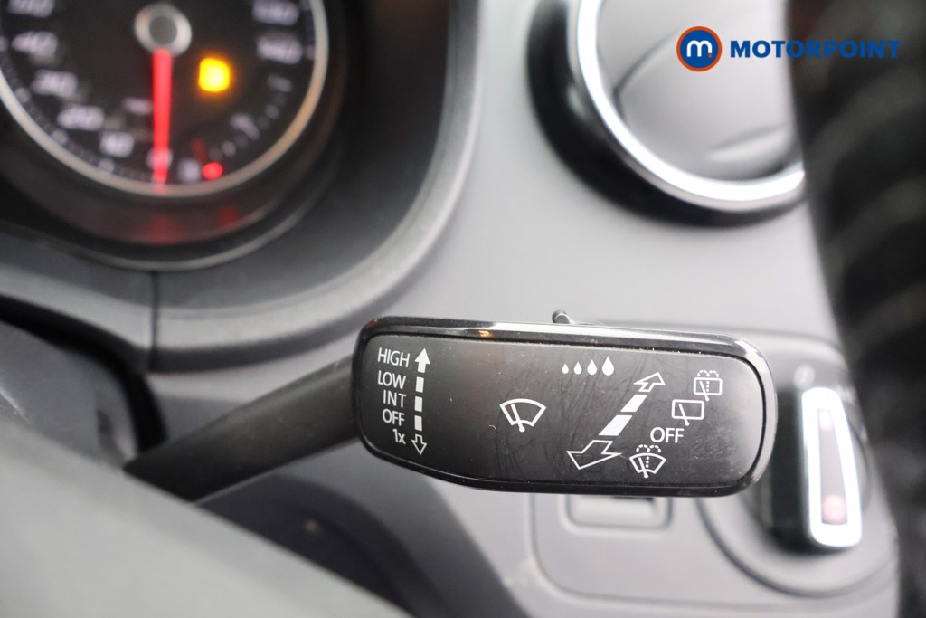 Seat Ibiza Vista Manual Petrol Hatchback - Stock Number (1584737) - 6th supplementary image