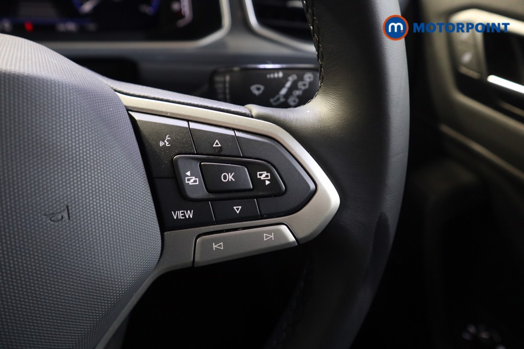 Volkswagen T-Roc Style Manual Petrol SUV - Stock Number (1584899) - 4th supplementary image
