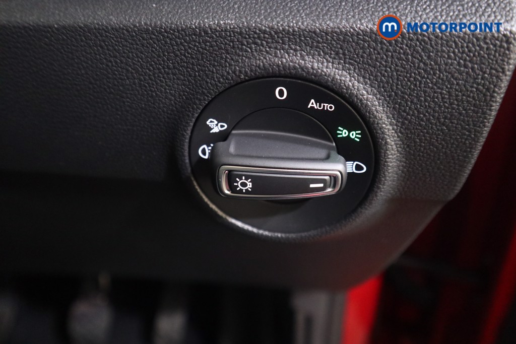 Volkswagen T-Roc Style Manual Petrol SUV - Stock Number (1584899) - 11th supplementary image
