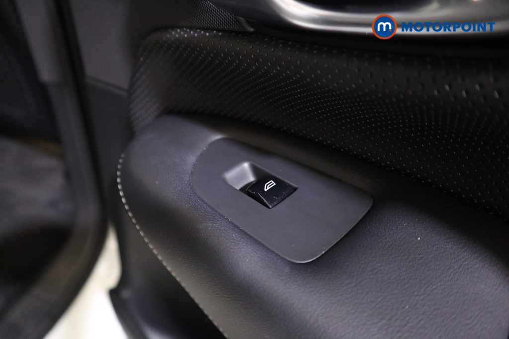 Volvo Xc90 R Design Automatic Diesel SUV - Stock Number (1585740) - 19th supplementary image