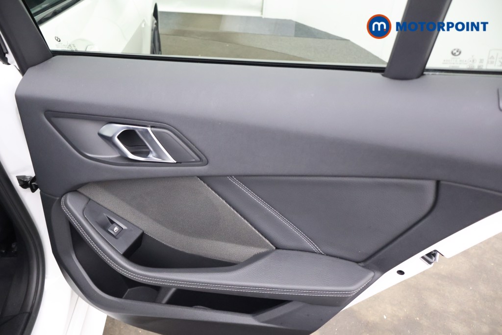 BMW 1 Series M Sport Manual Petrol Hatchback - Stock Number (1585782) - 18th supplementary image