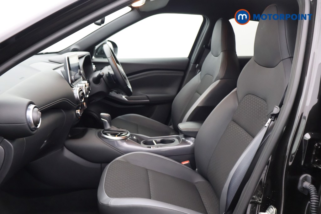 Nissan Juke N-Connecta Automatic Petrol SUV - Stock Number (1585805) - 21st supplementary image