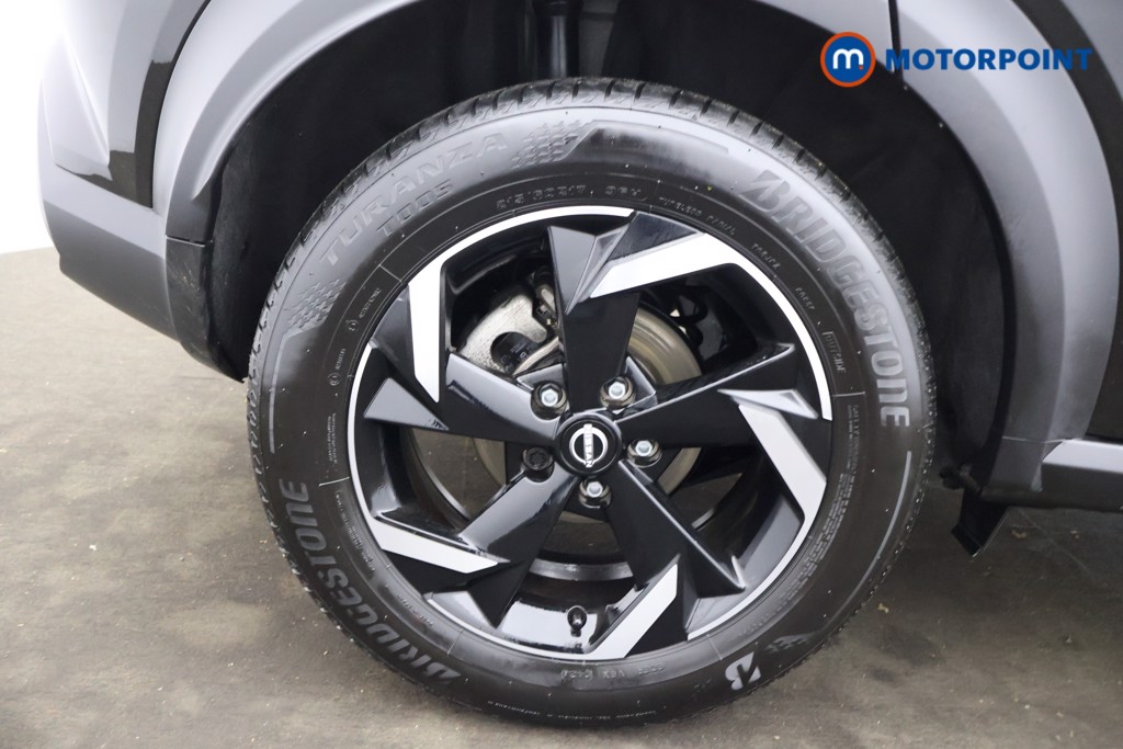 Nissan Juke N-Connecta Automatic Petrol SUV - Stock Number (1585805) - 26th supplementary image
