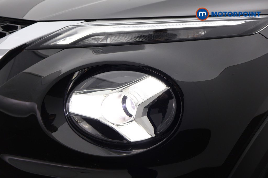 Nissan Juke N-Connecta Automatic Petrol SUV - Stock Number (1585805) - 29th supplementary image