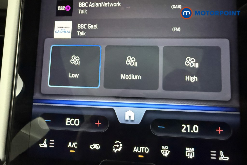 Ford Explorer Premium Automatic Electric SUV - Stock Number (1586075) - 16th supplementary image