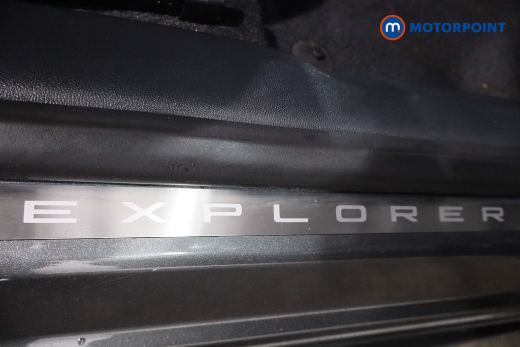 Ford Explorer Premium Automatic Electric SUV - Stock Number (1586085) - 21st supplementary image