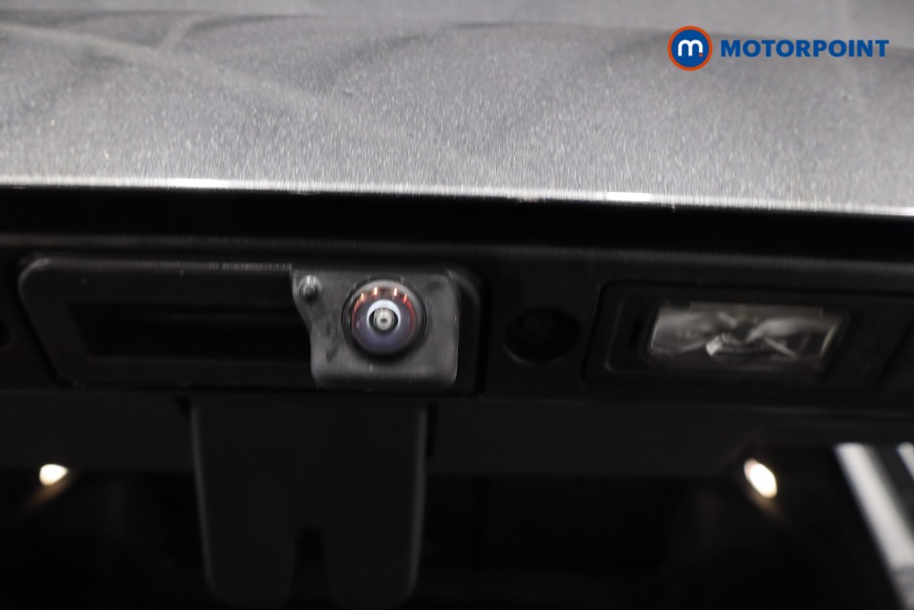 Ford Explorer Premium Automatic Electric SUV - Stock Number (1586085) - 36th supplementary image