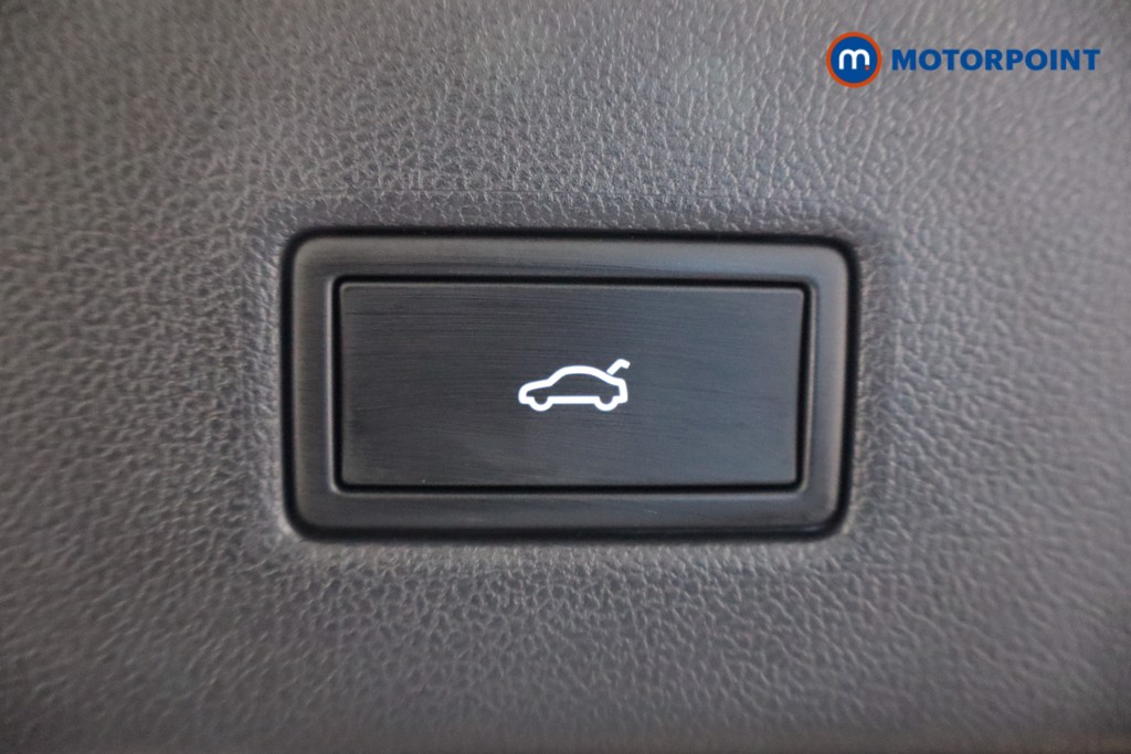 Ford Explorer Premium Automatic Electric SUV - Stock Number (1586085) - 37th supplementary image