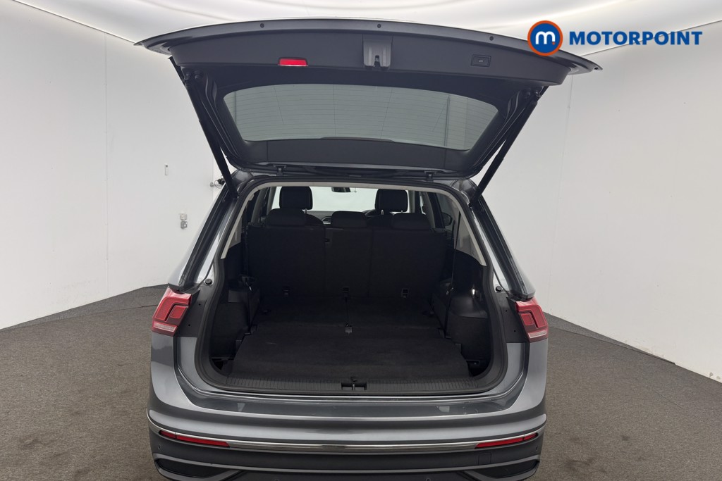 Volkswagen Tiguan Allspace Life Manual Petrol SUV - Stock Number (1586122) - 23rd supplementary image
