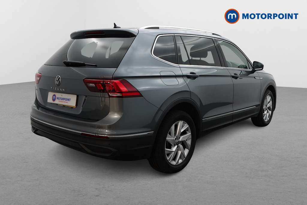 Volkswagen Tiguan Allspace Life Manual Petrol SUV - Stock Number (1586122) - Drivers side rear corner