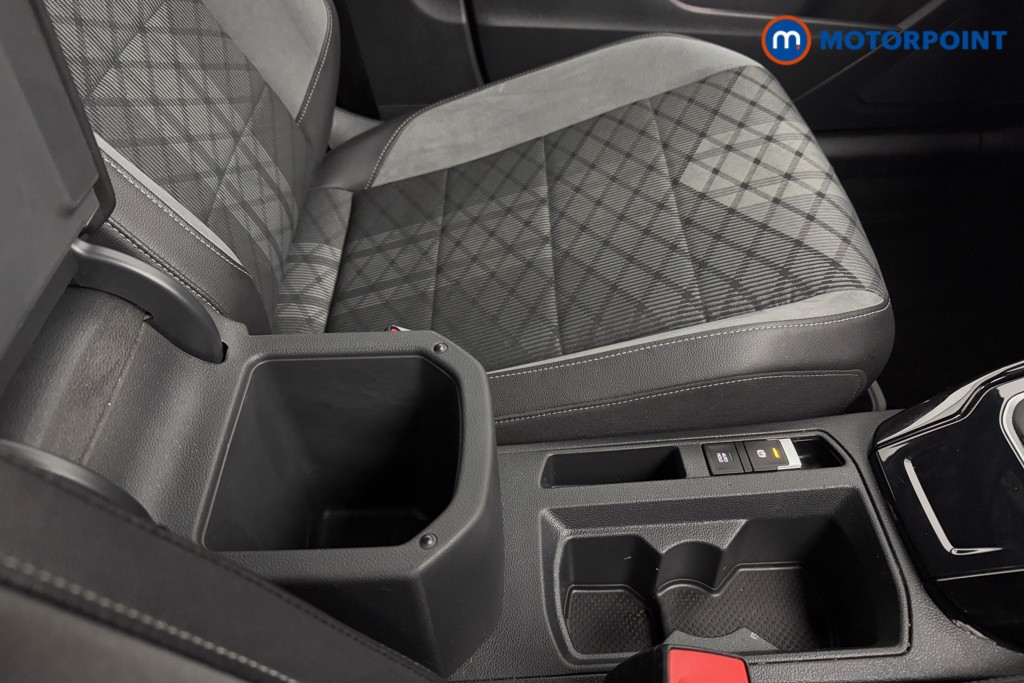Volkswagen T-Roc R-Line Manual Petrol SUV - Stock Number (1586273) - 16th supplementary image