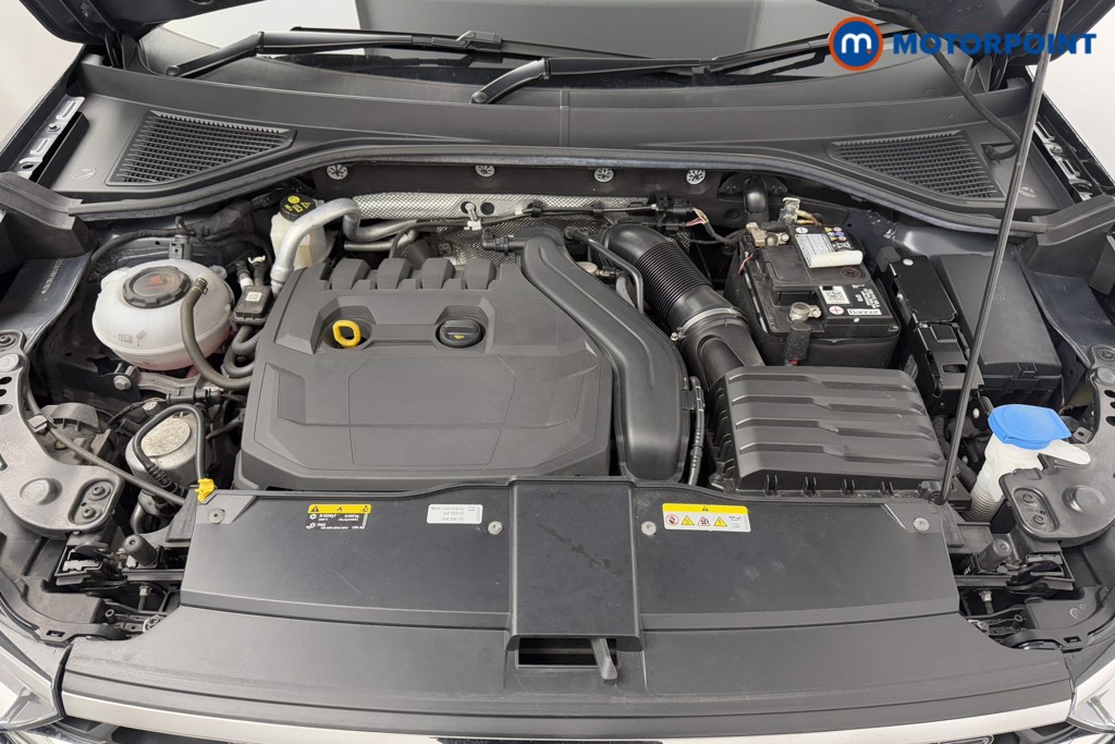 Volkswagen T-Roc R-Line Manual Petrol SUV - Stock Number (1586273) - 31st supplementary image