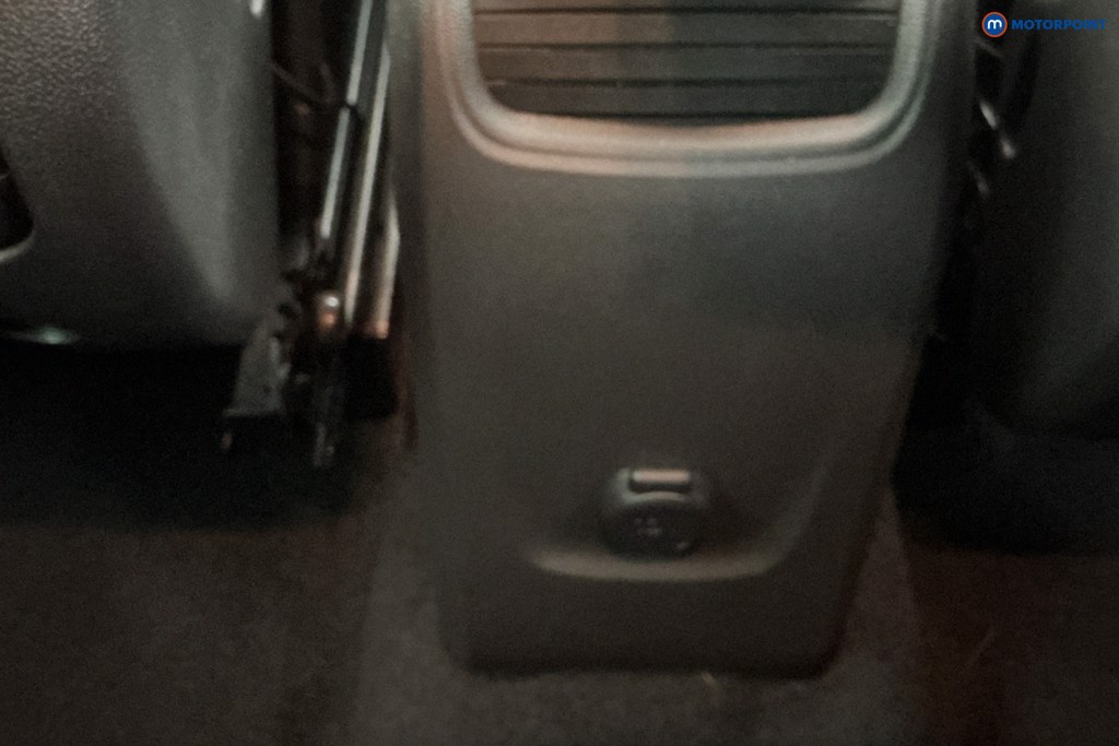 Vauxhall Crossland Ultimate Automatic Diesel SUV - Stock Number (1586462) - 9th supplementary image