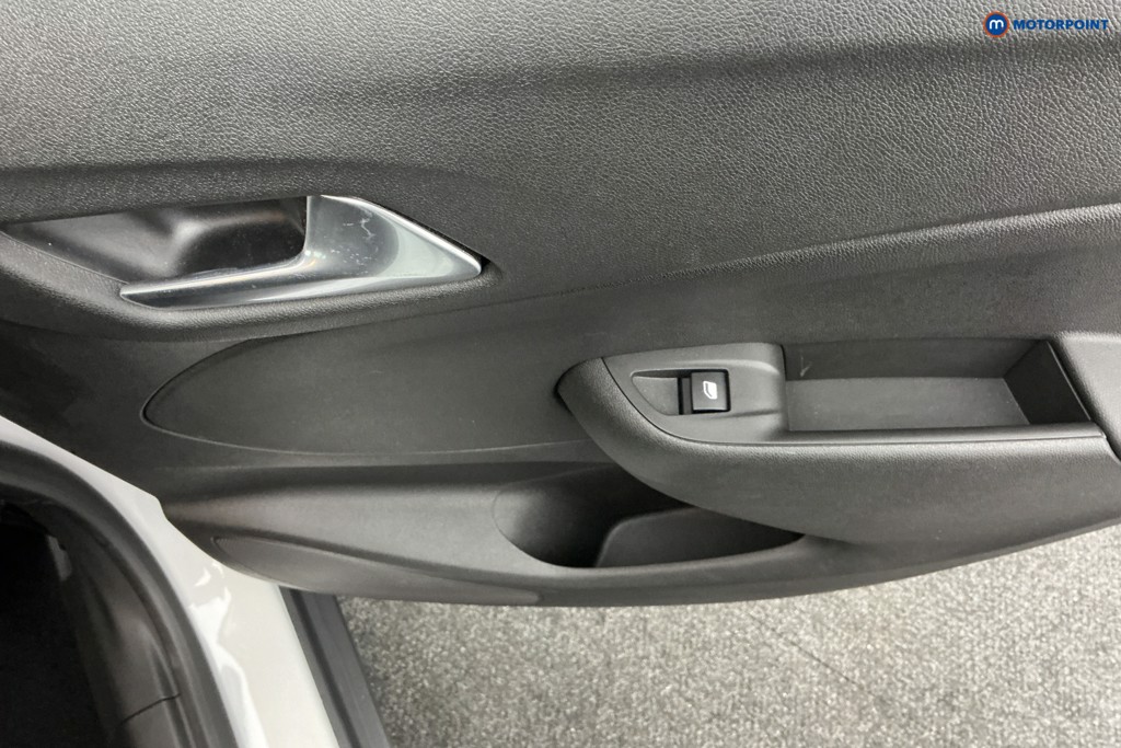 Vauxhall Crossland Ultimate Automatic Diesel SUV - Stock Number (1586462) - 23rd supplementary image