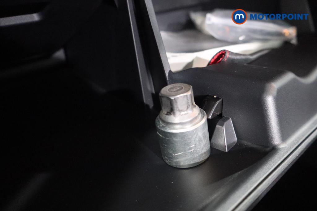 Nissan Qashqai Tekna-Plus Automatic Petrol SUV - Stock Number (1586544) - 15th supplementary image