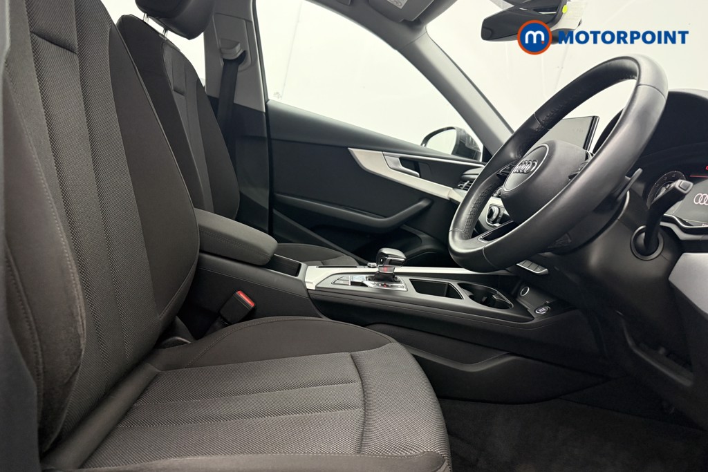 Audi A4 Technik Automatic Petrol Estate - Stock Number (1586851) - 8th supplementary image