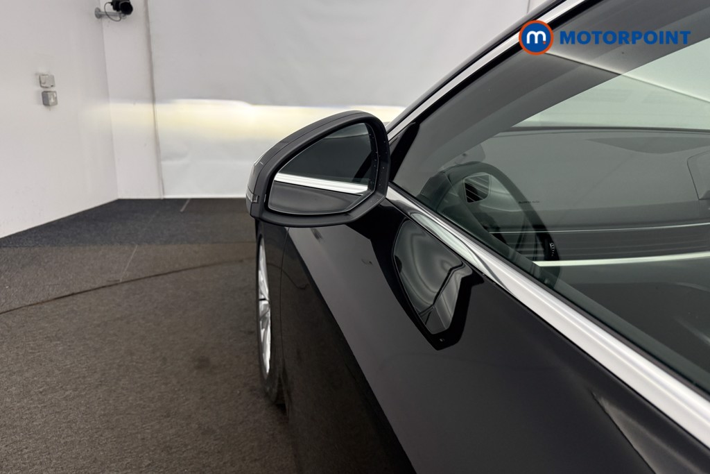 Audi A4 Technik Automatic Petrol Estate - Stock Number (1586851) - 31st supplementary image
