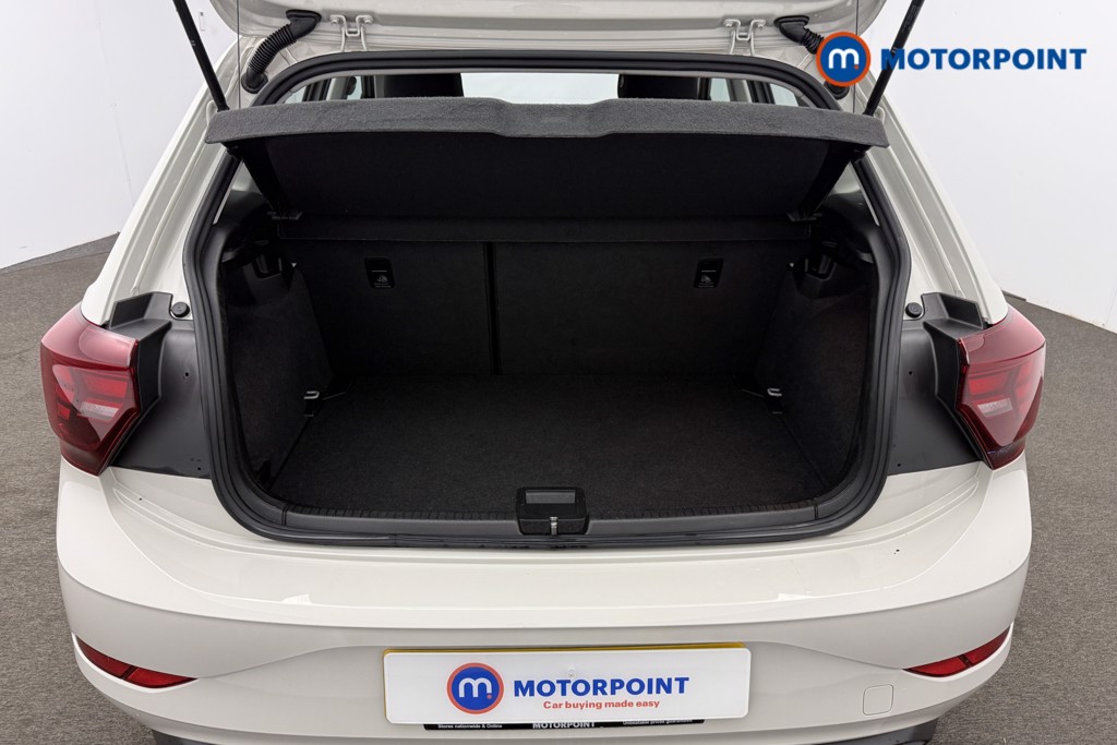 Volkswagen Polo Life Manual Petrol Hatchback - Stock Number (1587783) - 5th supplementary image