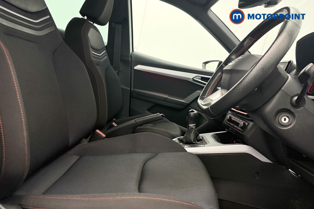 Seat Arona FR Manual Petrol SUV - Stock Number (1588018) - 7th supplementary image