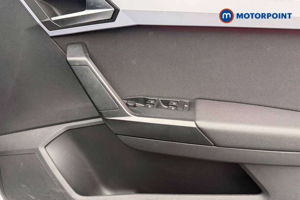 Seat Arona FR Manual Petrol SUV - Stock Number (1588018) - 17th supplementary image