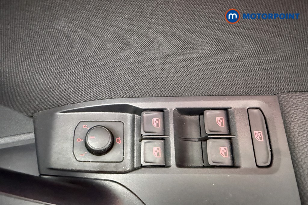 Seat Arona FR Manual Petrol SUV - Stock Number (1588018) - 18th supplementary image