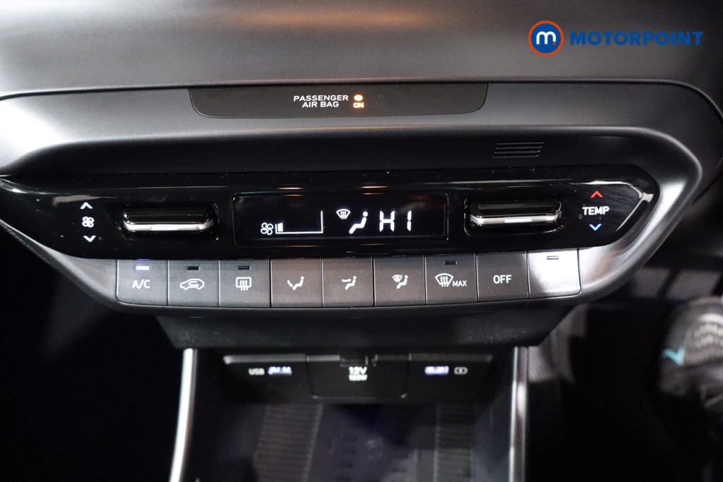 Hyundai Bayon Premium Automatic Petrol SUV - Stock Number (1588030) - 17th supplementary image