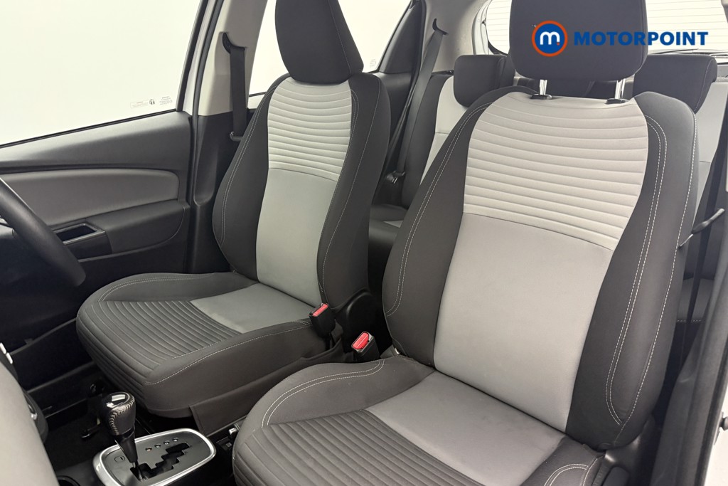 Toyota Yaris Icon Automatic Petrol-Electric Hybrid Hatchback - Stock Number (1588048) - 2nd supplementary image