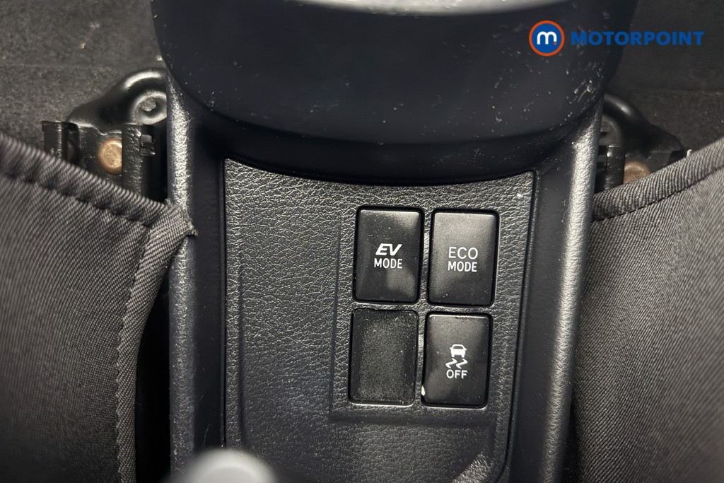 Toyota Yaris Icon Automatic Petrol-Electric Hybrid Hatchback - Stock Number (1588048) - 15th supplementary image