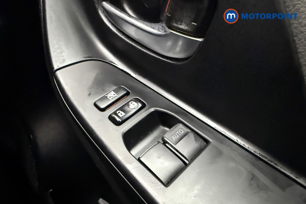 Toyota Yaris Icon Automatic Petrol-Electric Hybrid Hatchback - Stock Number (1588048) - 16th supplementary image