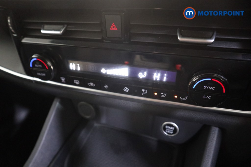 Nissan Qashqai Acenta Premium Automatic Petrol SUV - Stock Number (1588146) - 7th supplementary image