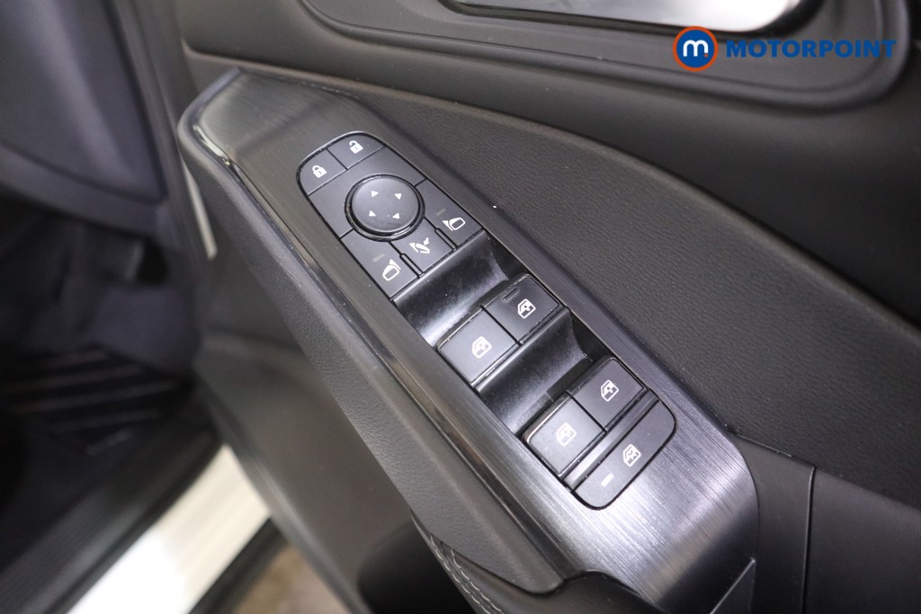 Nissan Qashqai Acenta Premium Automatic Petrol SUV - Stock Number (1588146) - 13th supplementary image