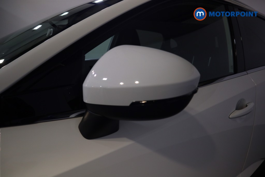 Nissan Qashqai Acenta Premium Automatic Petrol SUV - Stock Number (1588146) - 30th supplementary image