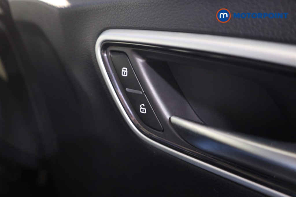 Mg Motor Uk ZS Trophy Ev Automatic Electric SUV - Stock Number (1588299) - 12th supplementary image