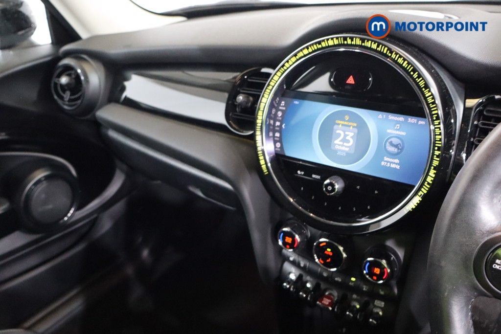 Mini Hatchback Cooper Classic Automatic Petrol Hatchback - Stock Number (1588327) - 3rd supplementary image