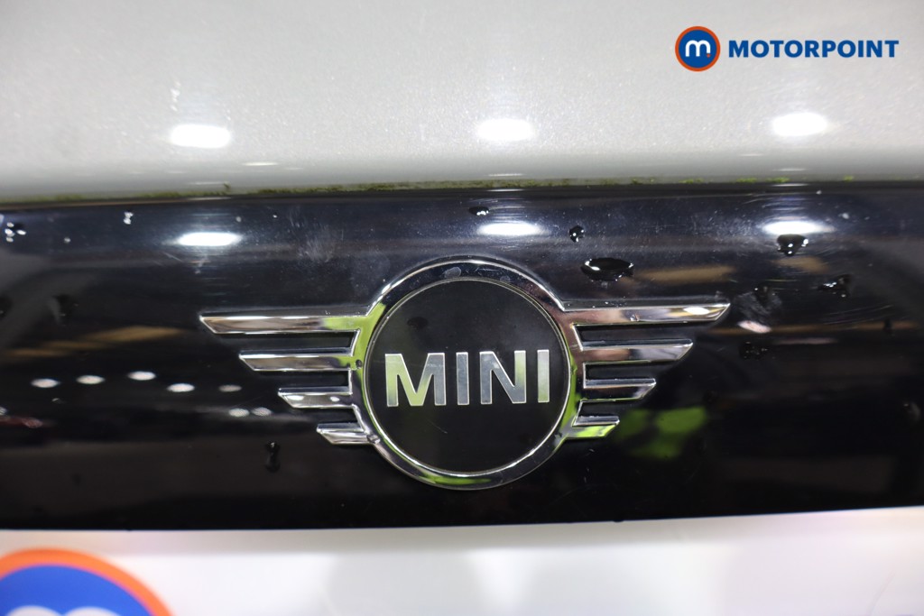 Mini Hatchback Cooper Classic Automatic Petrol Hatchback - Stock Number (1588327) - 27th supplementary image